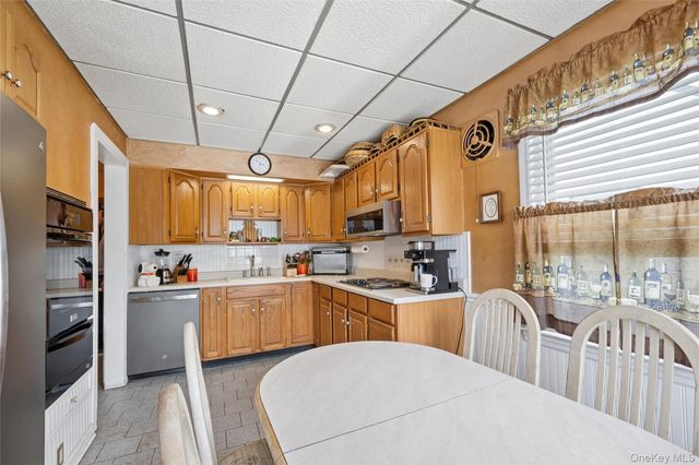 85-16 248th Street, Bellerose, NY 11426