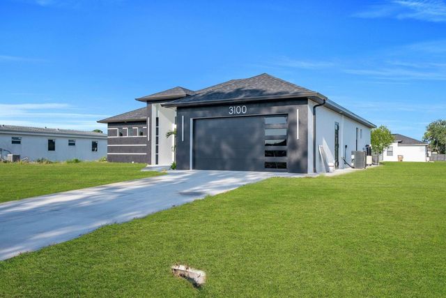 3100 SALLY AVENUE S, Lehigh Acres, FL 33976