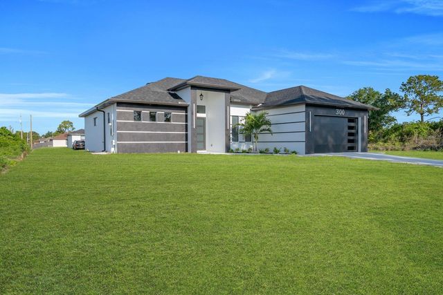 3100 SALLY AVENUE S, Lehigh Acres, FL 33976