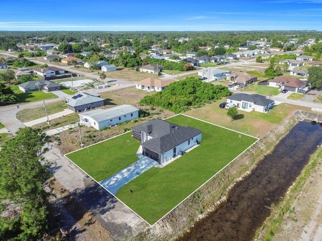 3100 SALLY AVENUE S, Lehigh Acres, FL 33976