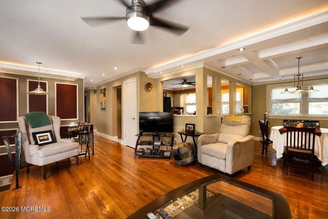 532 Robinhood Road, Brick, NJ 08724