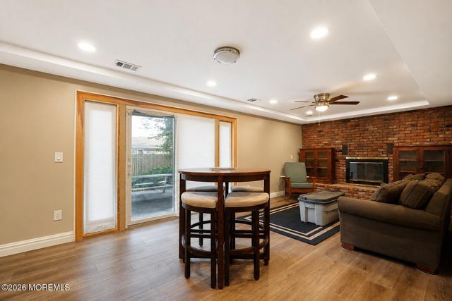 532 Robinhood Road, Brick, NJ 08724