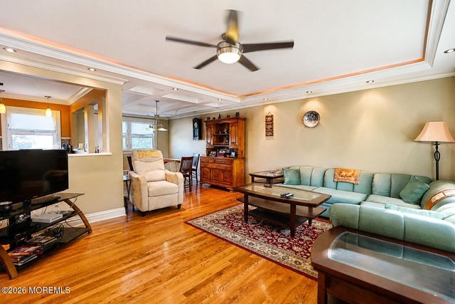 532 Robinhood Road, Brick, NJ 08724