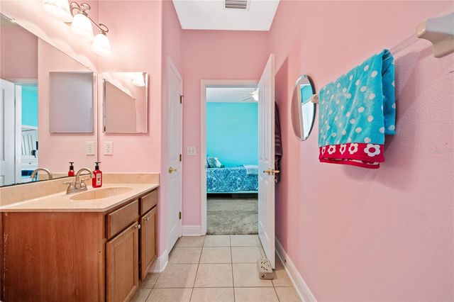 1615 BEACONSFIELD DRIVE, Wesley Chapel, FL 33543