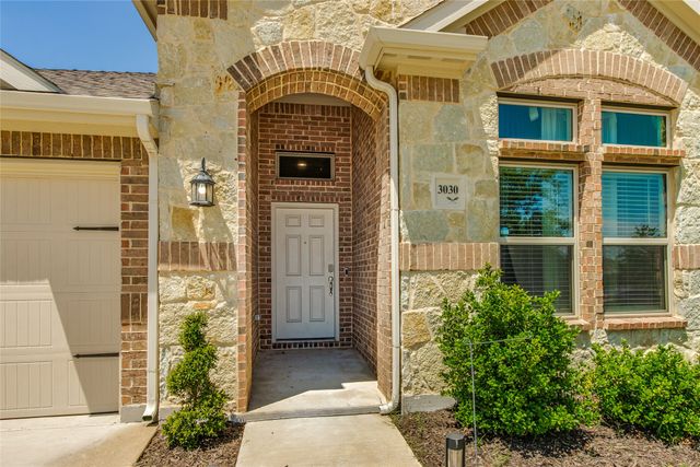3030 Dew Drop Drive, Royse City, TX 75189
