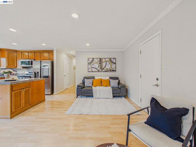 3749 Platt Ct N, Pleasanton, CA 94588