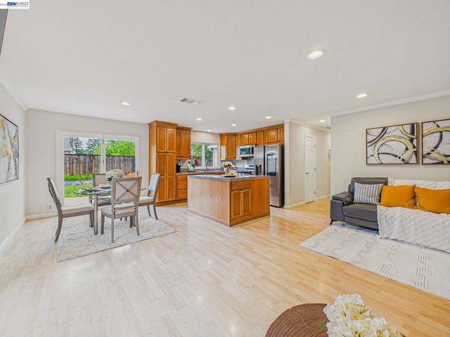 3749 Platt Ct N, Pleasanton, CA 94588