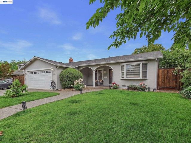 3749 Platt Ct N, Pleasanton, CA 94588