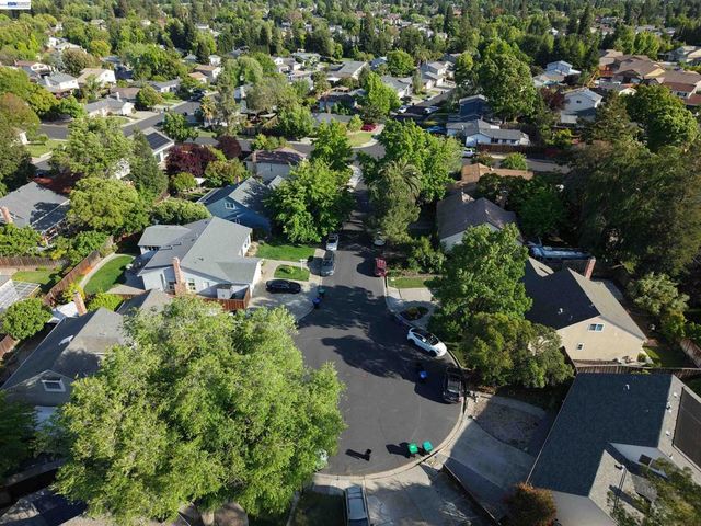 3749 Platt Ct N, Pleasanton, CA 94588