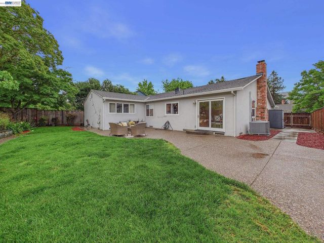 3749 Platt Ct N, Pleasanton, CA 94588