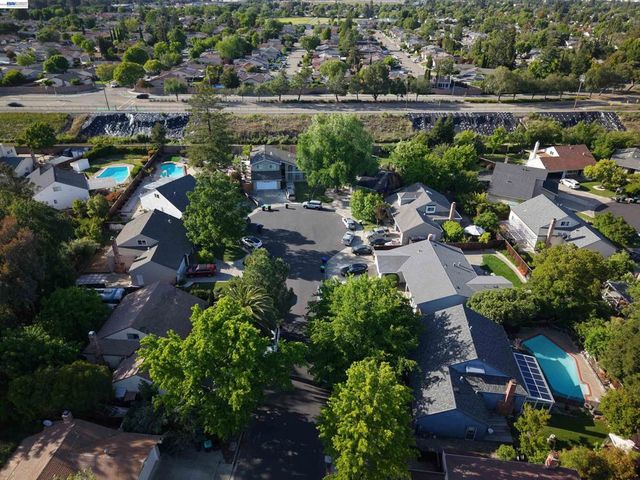 3749 Platt Ct N, Pleasanton, CA 94588