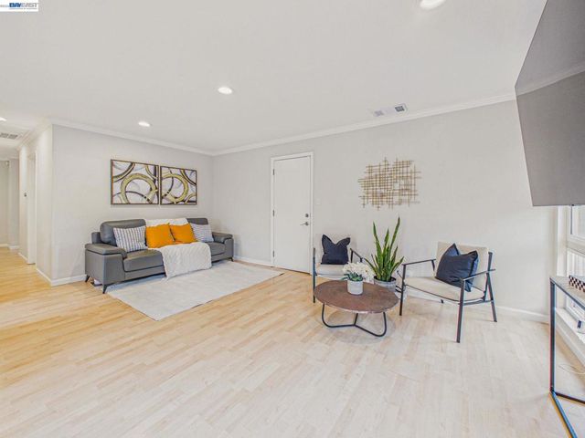 3749 Platt Ct N, Pleasanton, CA 94588