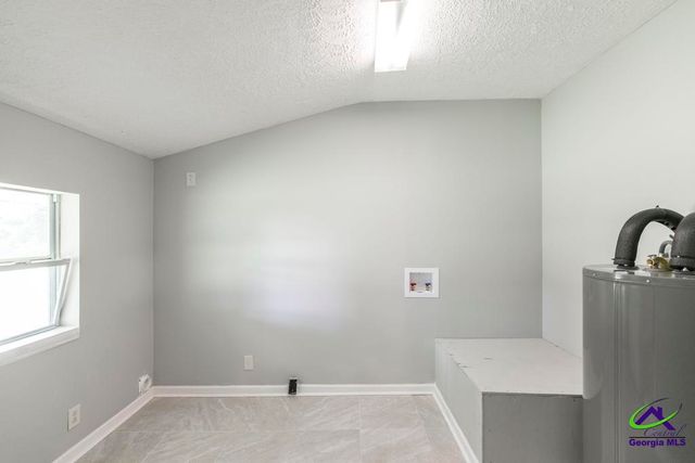 121 Napier Avenue, Warner Robins, GA 31093