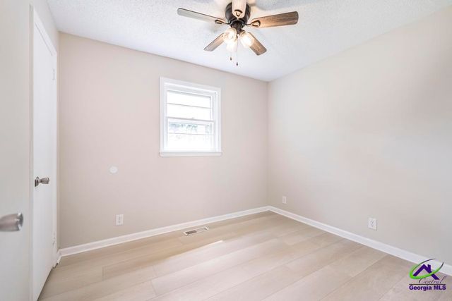121 Napier Avenue, Warner Robins, GA 31093