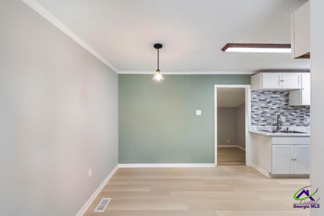 121 Napier Avenue, Warner Robins, GA 31093