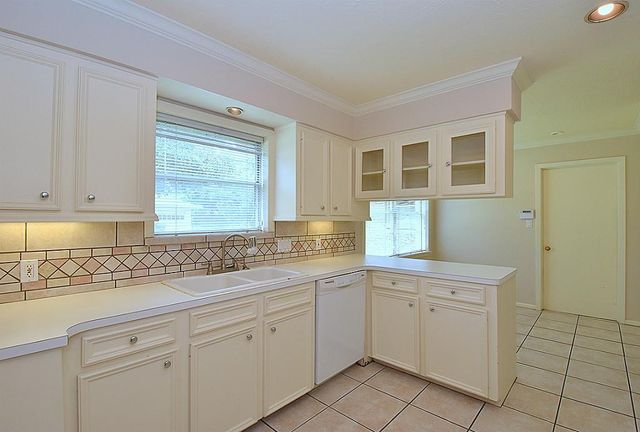 5103 Briarbend Drive, Houston, TX 77035