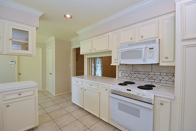 5103 Briarbend Drive, Houston, TX 77035