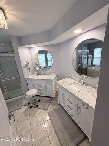 2 Amanda Court, Manalapan, NJ 07726