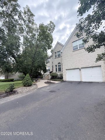 2 Amanda Court, Manalapan, NJ 07726