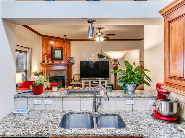 448 Highgrove Drive, Blanchard, OK 73010