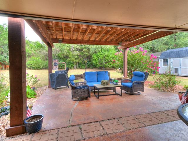 448 Highgrove Drive, Blanchard, OK 73010