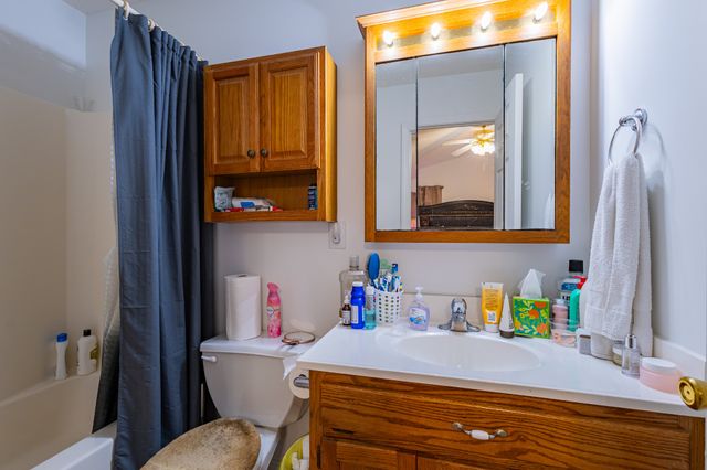 614 Fairview Cir, Winchester, TN 37398