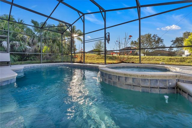 620 OLD BRIDGE CIRCLE, Davenport, FL 33897