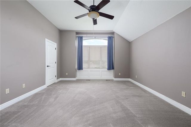 12449 Meadow Lane, Kansas City, KS 66109