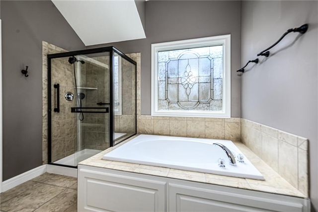 12449 Meadow Lane, Kansas City, KS 66109