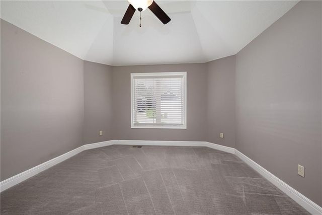 12449 Meadow Lane, Kansas City, KS 66109