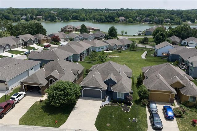 12449 Meadow Lane, Kansas City, KS 66109