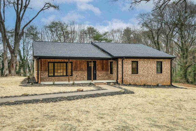 231 Ranch Road, Spartanburg, SC 29303