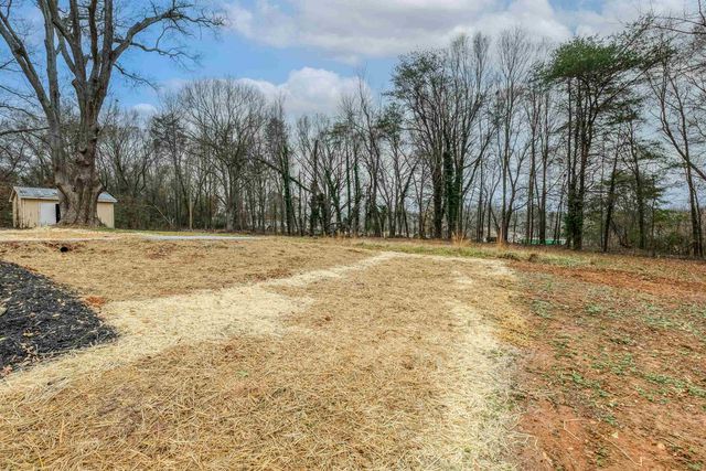 231 Ranch Road, Spartanburg, SC 29303