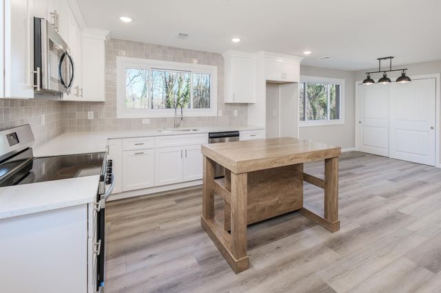 231 Ranch Road, Spartanburg, SC 29303