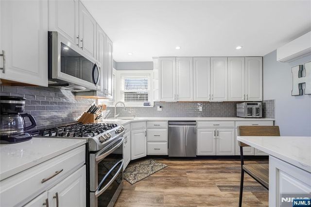 23-26 Berkshire Road, Fair Lawn, NJ 07410