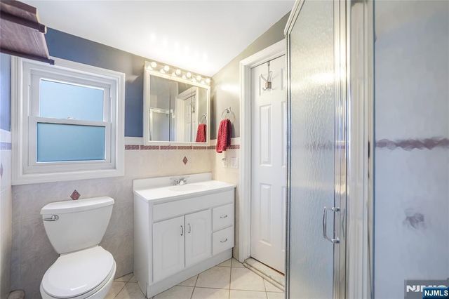 23-26 Berkshire Road, Fair Lawn, NJ 07410