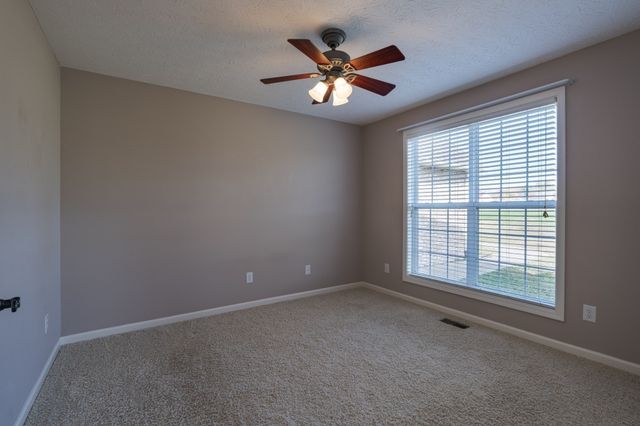 1045 Emerald Way, Castalian Springs, TN 37031