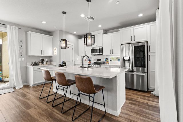 4131 Aura Way, Rancho Cordova, CA 95742