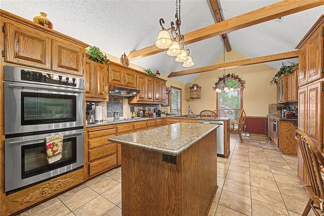 400 NW Linebarger Lane, Bentonville, AR 72712