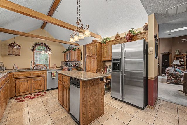 400 NW Linebarger Lane, Bentonville, AR 72712