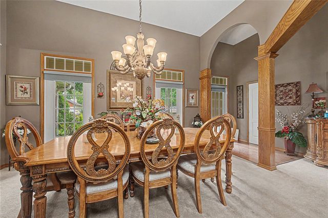 400 NW Linebarger Lane, Bentonville, AR 72712