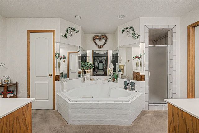400 NW Linebarger Lane, Bentonville, AR 72712
