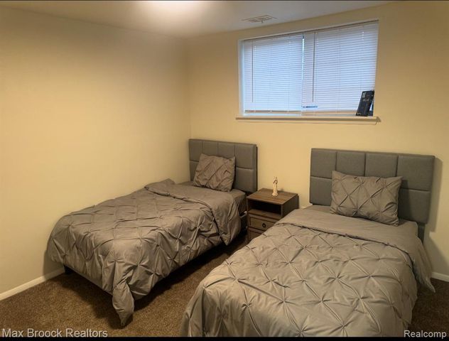 8251 Denwood Drive G1, Sterling Heights, MI 48312