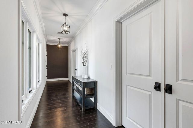 4188 Cresthaven Drive, Westlake Village, CA 91362