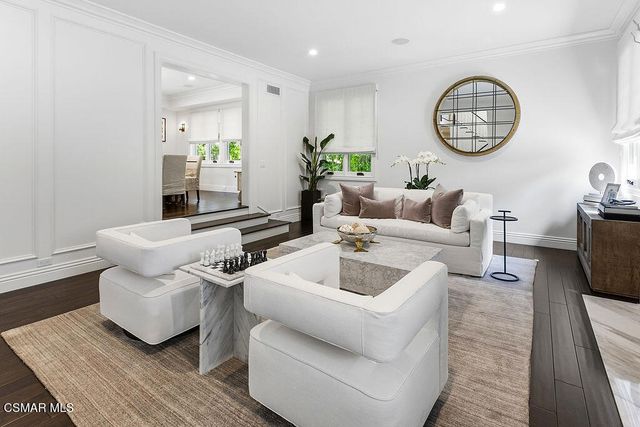 4188 Cresthaven Drive, Westlake Village, CA 91362