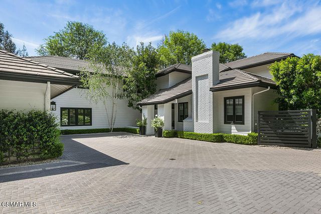 4188 Cresthaven Drive, Westlake Village, CA 91362