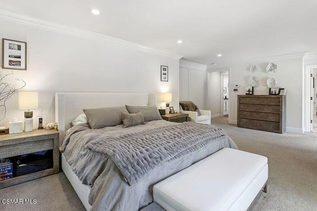 4188 Cresthaven Drive, Westlake Village, CA 91362