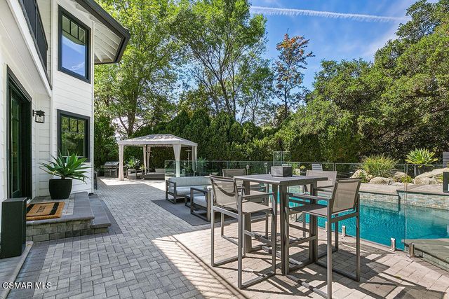 4188 Cresthaven Drive, Westlake Village, CA 91362