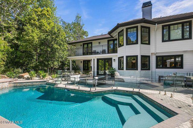 4188 Cresthaven Drive, Westlake Village, CA 91362