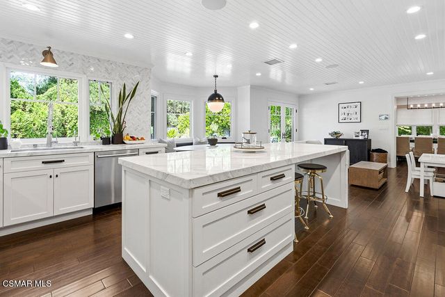 4188 Cresthaven Drive, Westlake Village, CA 91362